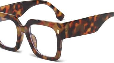 Stylish Protection: Review of Oversized Blue Light Blocking Glasses for Trendsetters
